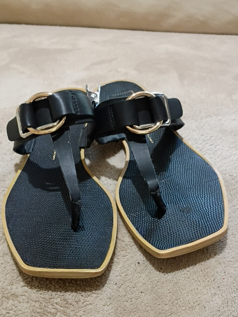 Dolce Vita Ilene Black Thong Sandal with Gold Buckle